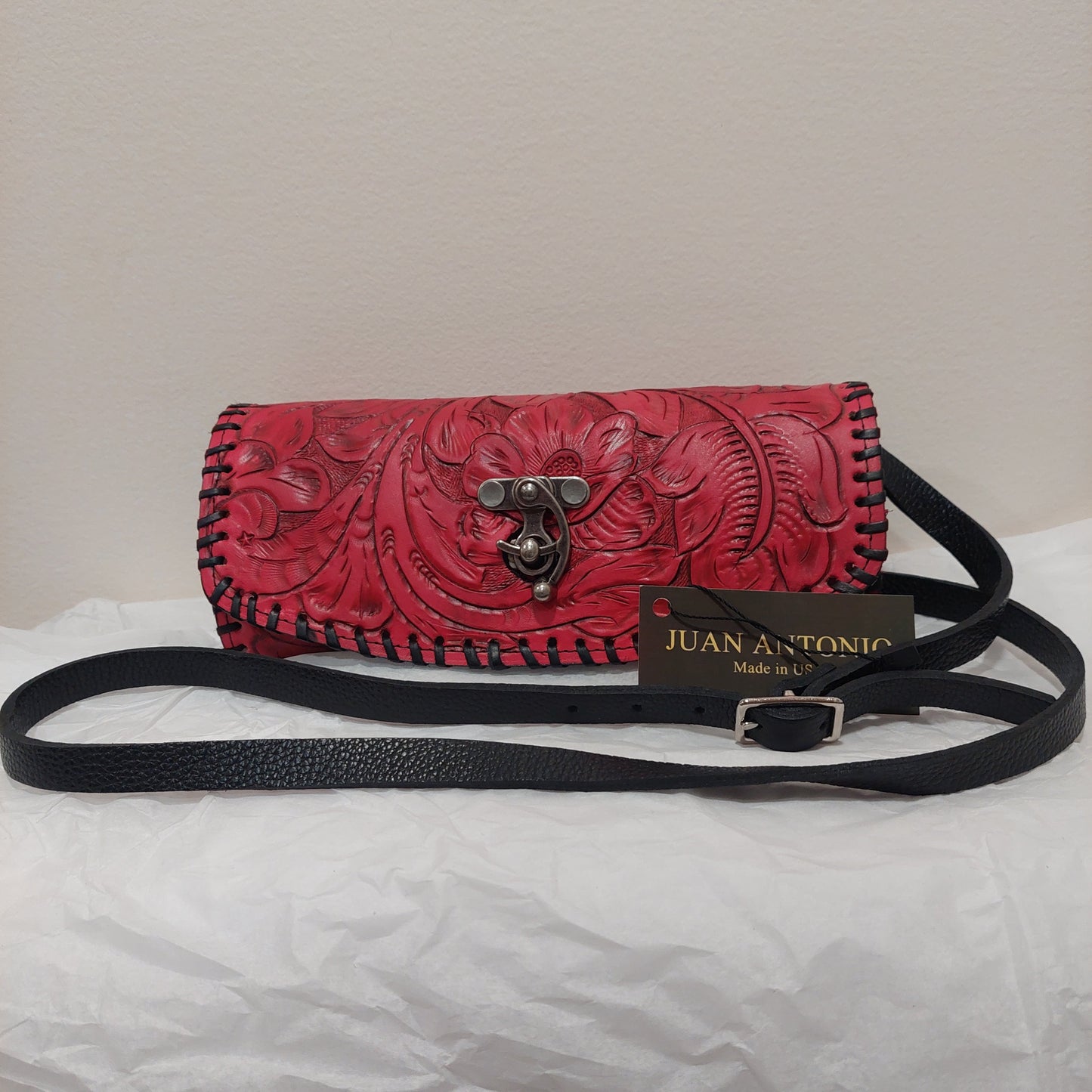Juan Antonio Crossbody/Clutch