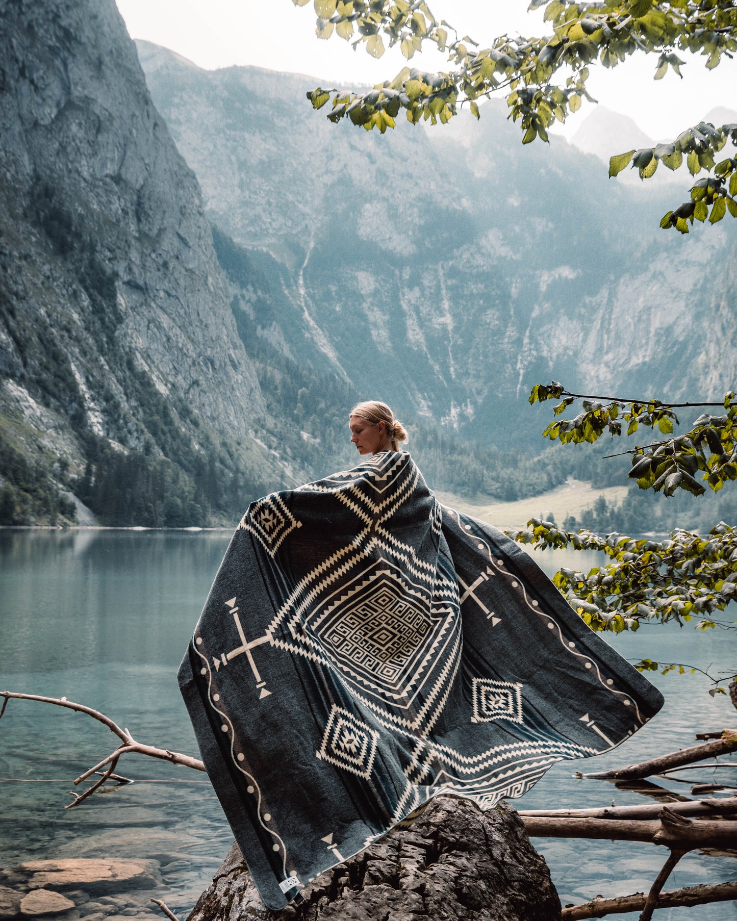 Achuar Blanket - Ash Grey - Diamond W Ranch