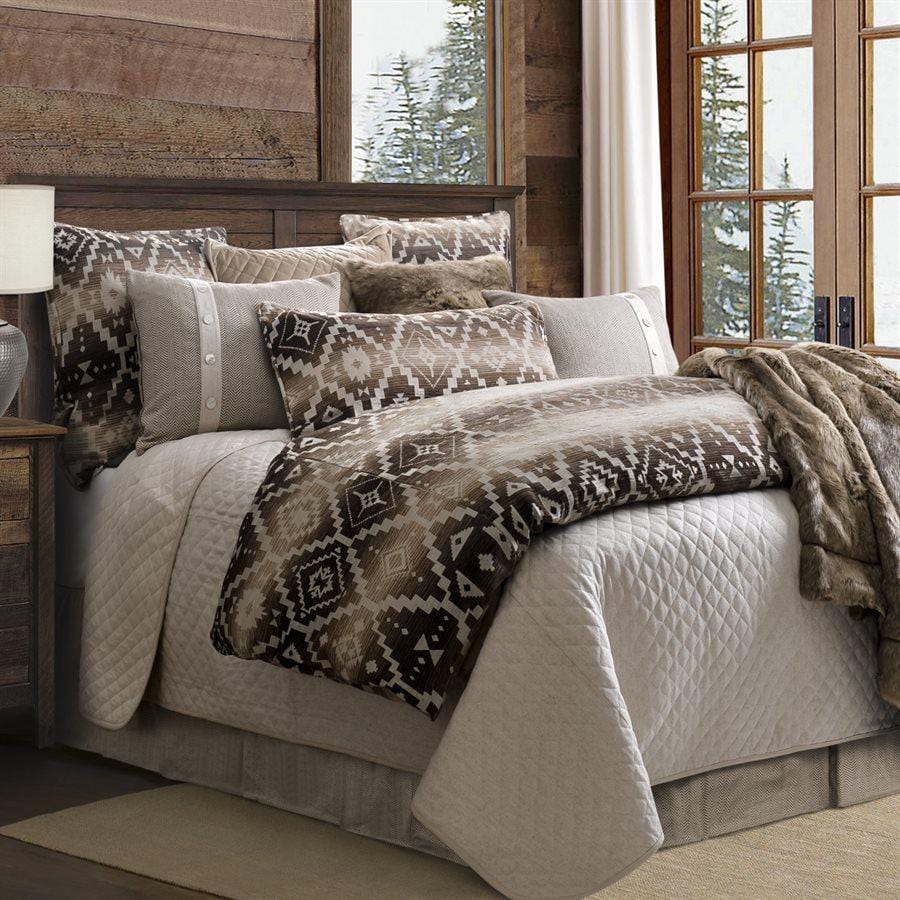 Chalet Aztec Bedding Set - Diamond W Ranch