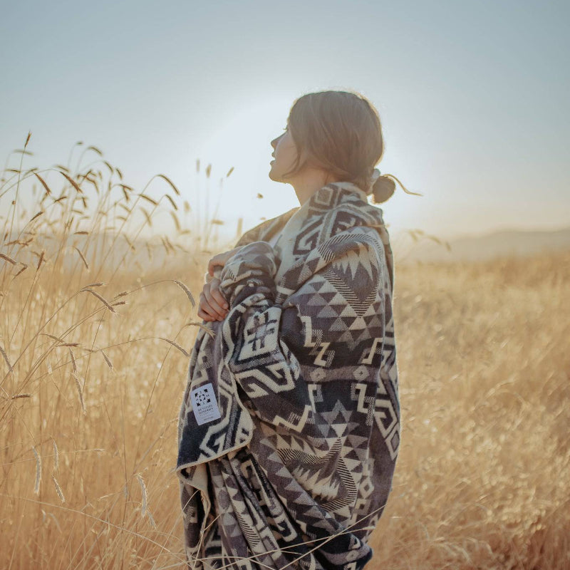 Epera Blanket - Blue Scale - Diamond W Ranch