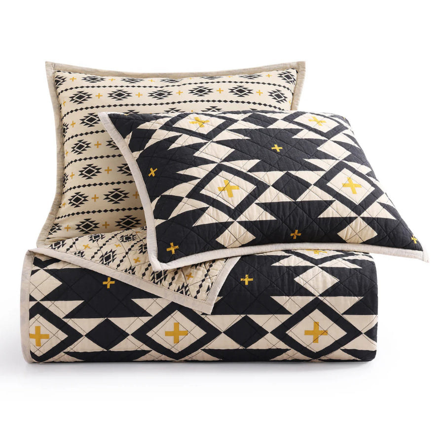High Desert Reversible Quilt Set - Diamond W Ranch