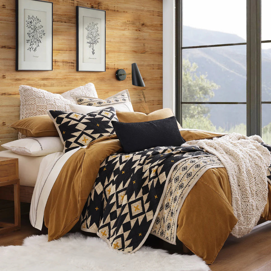 High Desert Reversible Quilt Set - Diamond W Ranch