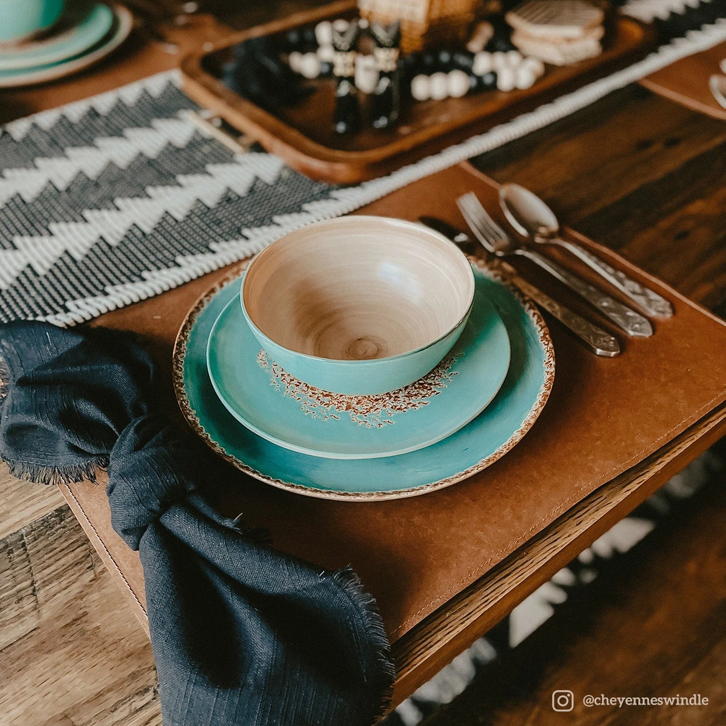Turquoise Dinnerware - Diamond W Ranch