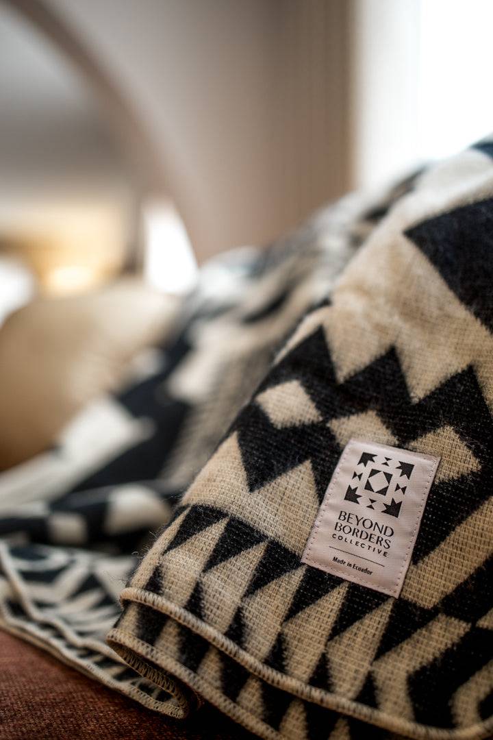 Awa Blanket - Natural / Black - Diamond W Ranch