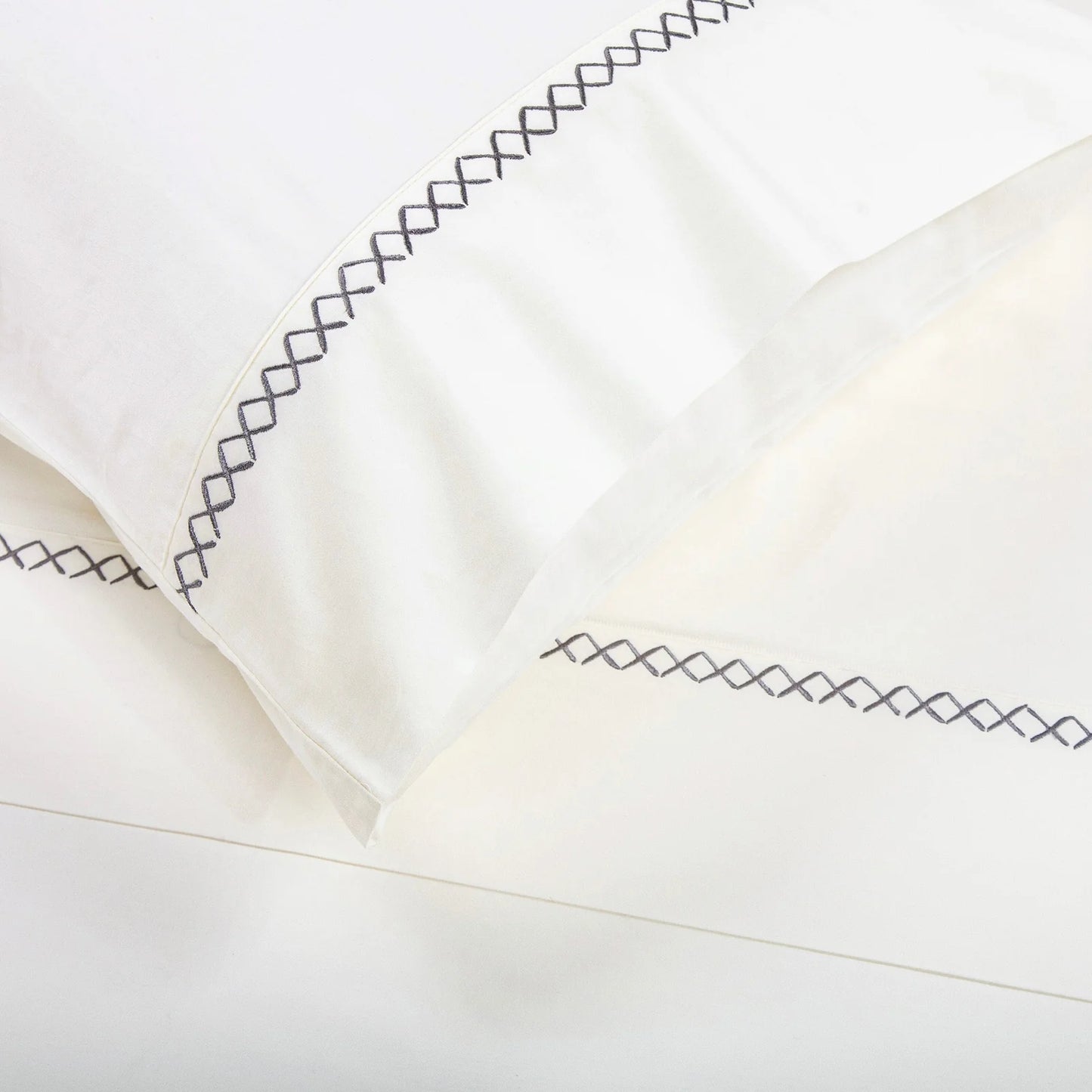 X Embroidery Sheet Set