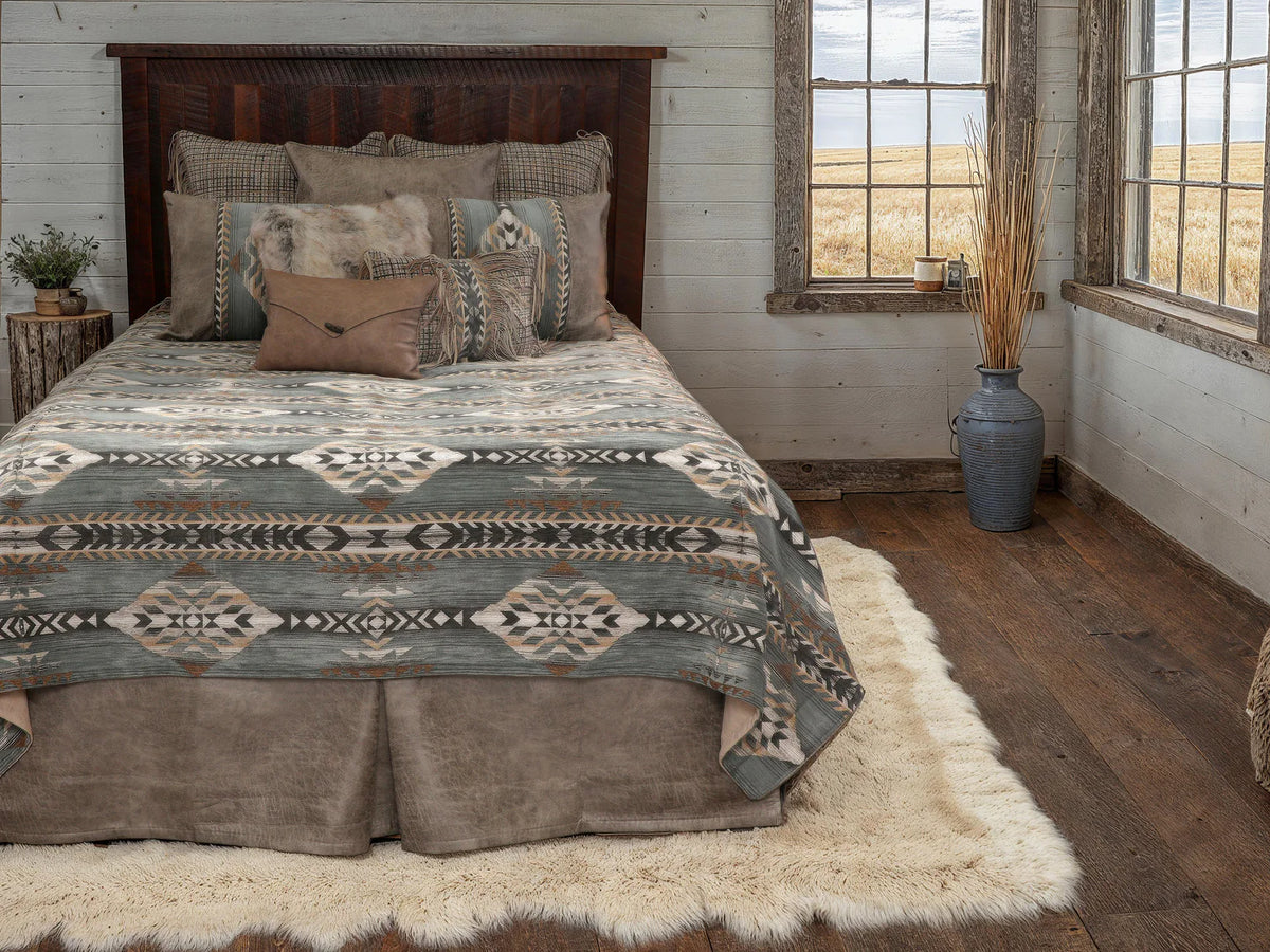 Bedding Ensemble Swatch Sample — 18"x18" with Coordinates
